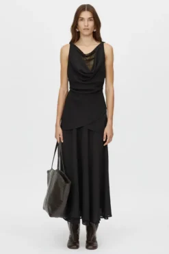 Attar Top Black