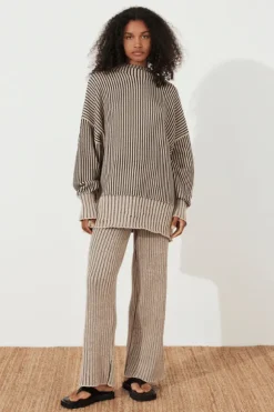 Black Stripe Chunky Knit Pant