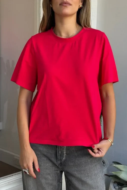 Boyfriend Tee Red