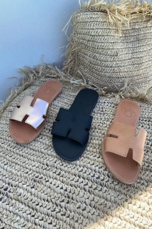 H Sandals Black