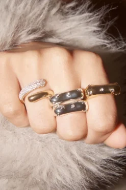 Iced Out Ring Gold