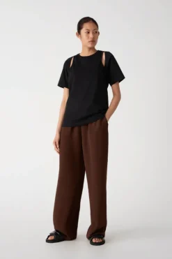 Jago Tee Black