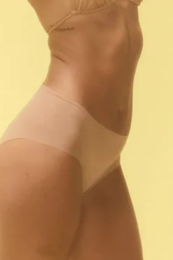 Nude Invisible High Waisted Brief