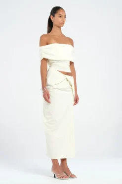 Rudi Off Shoulder Top Milk