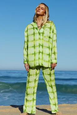 The Long Sleeve Leisure Shirt Limewash